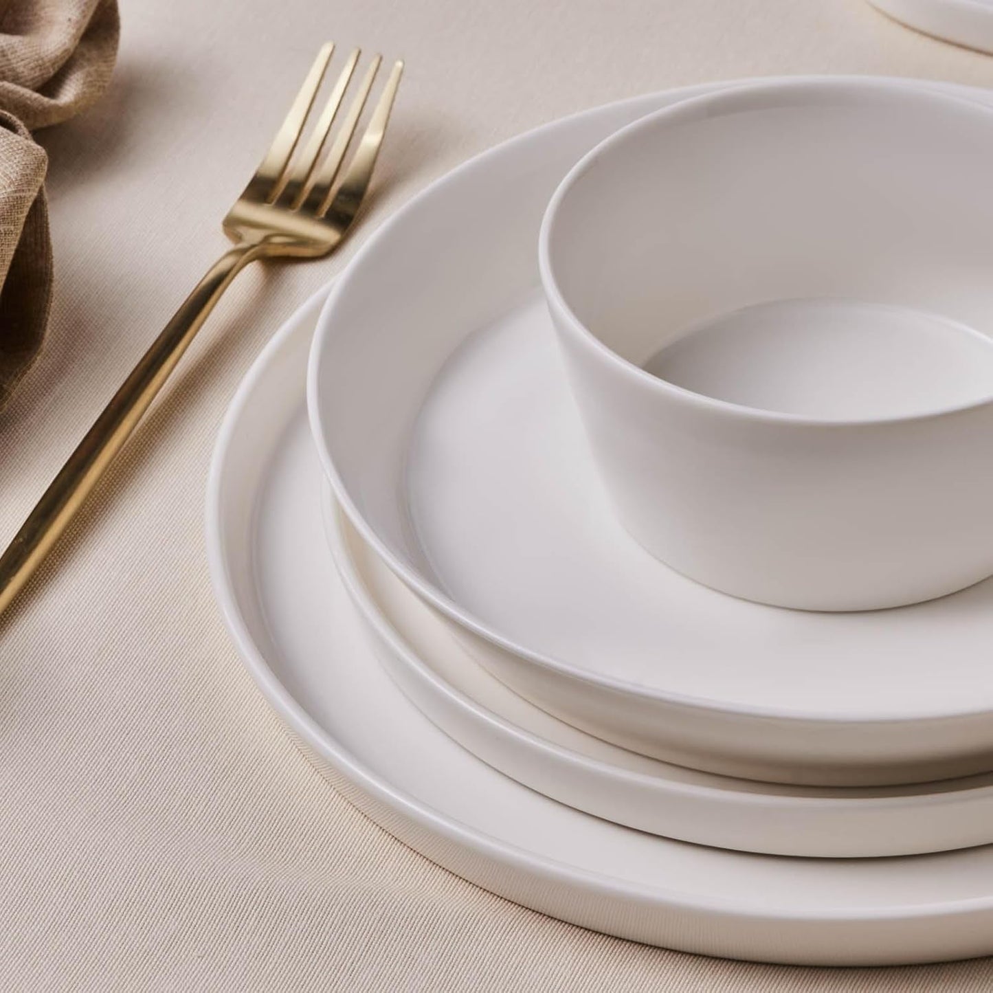 Karaca Stream Bone Bomo 12-personers servisesæt Elegant firkantet tallerkensæt Elegant hvidt porcelænsstel