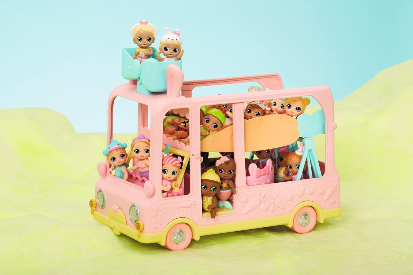 BABY født 904763 Baby Surprise Bus - pink mini dukke legetøjsbus med 2 eksklusive dukker, tredobbelt klapvogn, gynge, karrusel, rutsjebane og tredobbelt gynge.