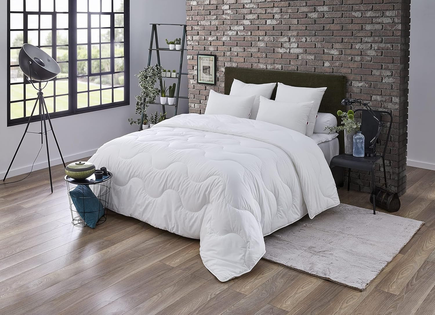 Maxiconfort Ultra dyne, varm, syntetisk fiber, 260 X 240 cm, hvide Dyner og dyner Naty Shop 140/200 Moderne