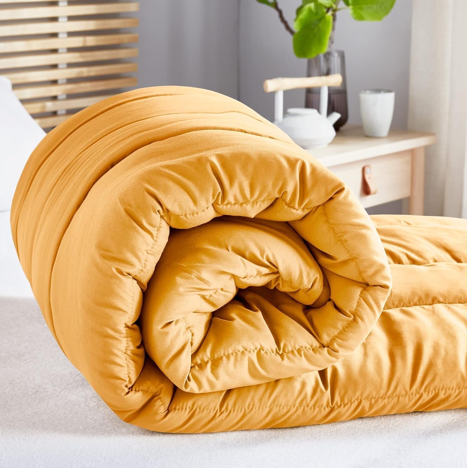 Pikolin Home - Vendbar quilt 300 G - Tofarvet nordisk fyld - Til seng 90 - behagelig, varm, åndbar, Mallow, 150 X 220 Cm Dyner og dyner Naty Shop