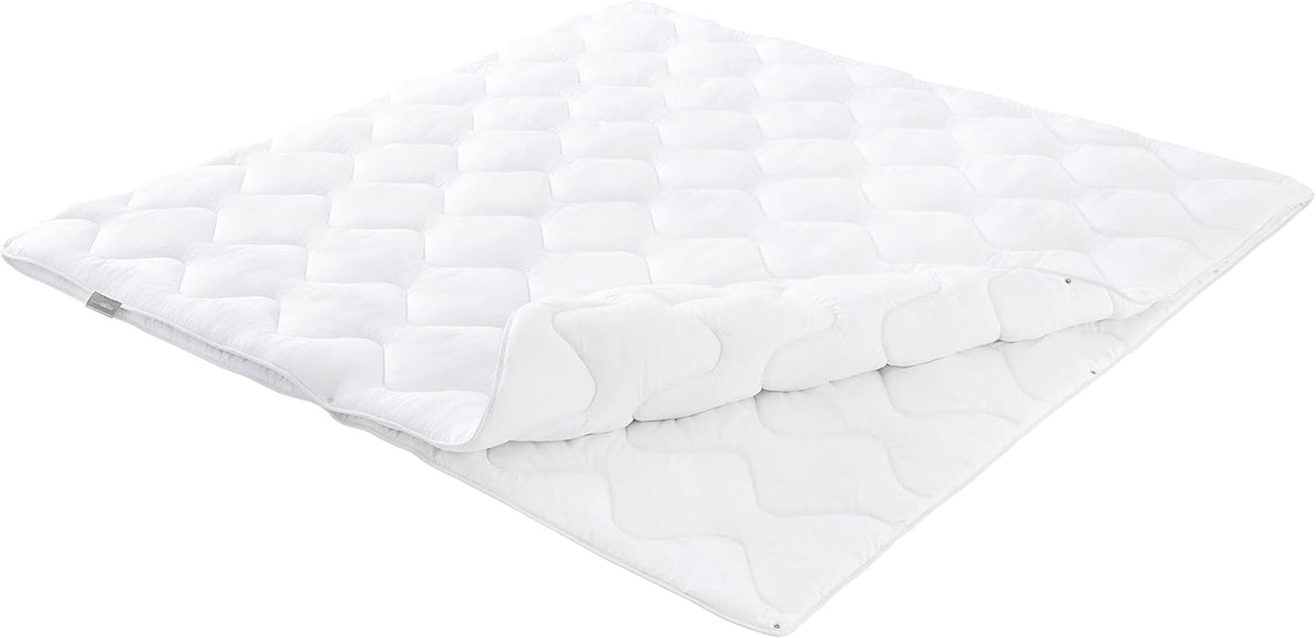 Traumnacht basistæppe 4 sæsoner, Til hver sæson, Med behageligt blødt mikrofiberbetræk i 135 X 200 Cm, Hvidt, Oeko Tex certificeret, Udviklet i Tyskland Dyner og dyner Naty Shop 4 sæsoner 135 X 200 Cm