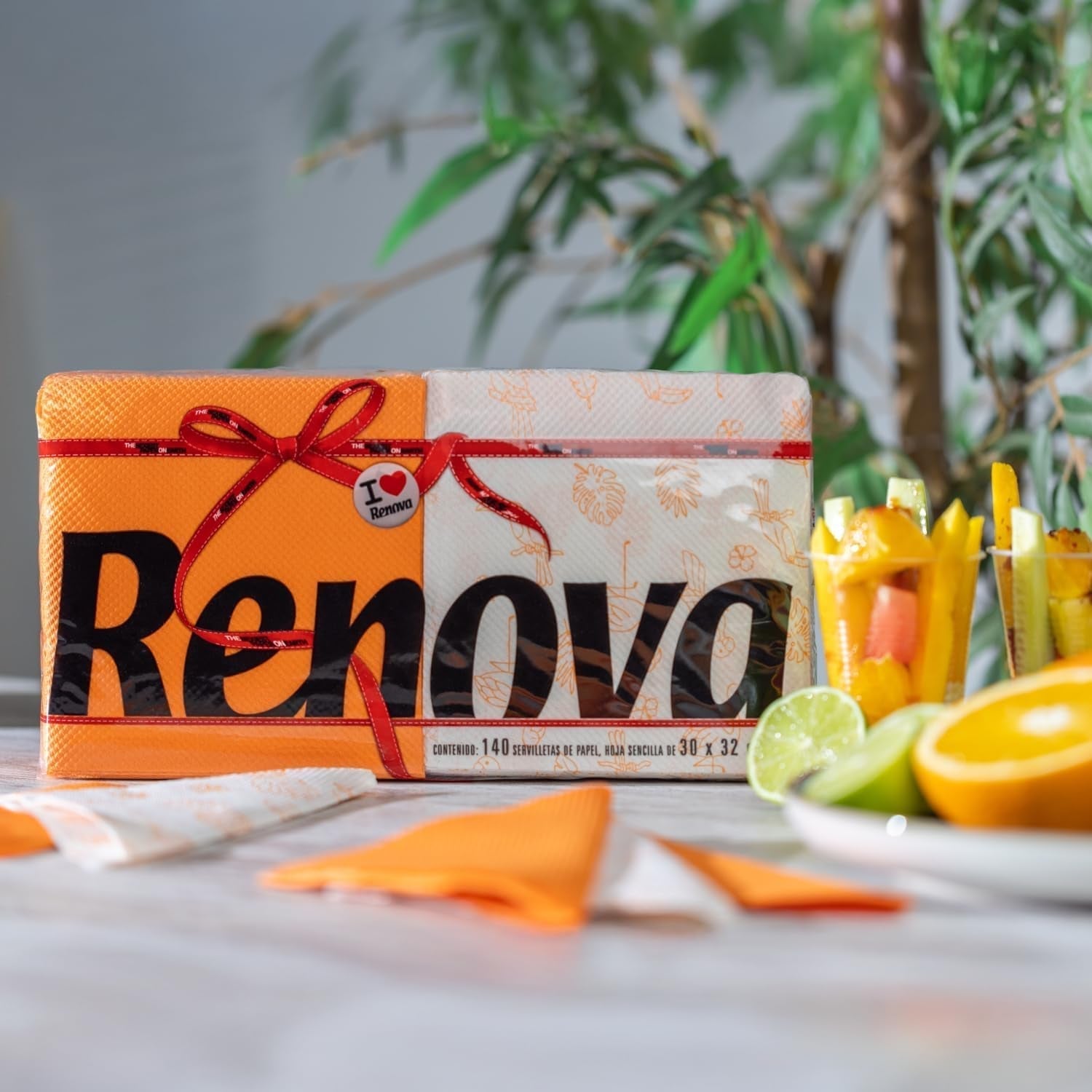 Renova Red Label papirservietter, 140 servietter, halv hvid, dekoreret, halv farve, standard størrelse