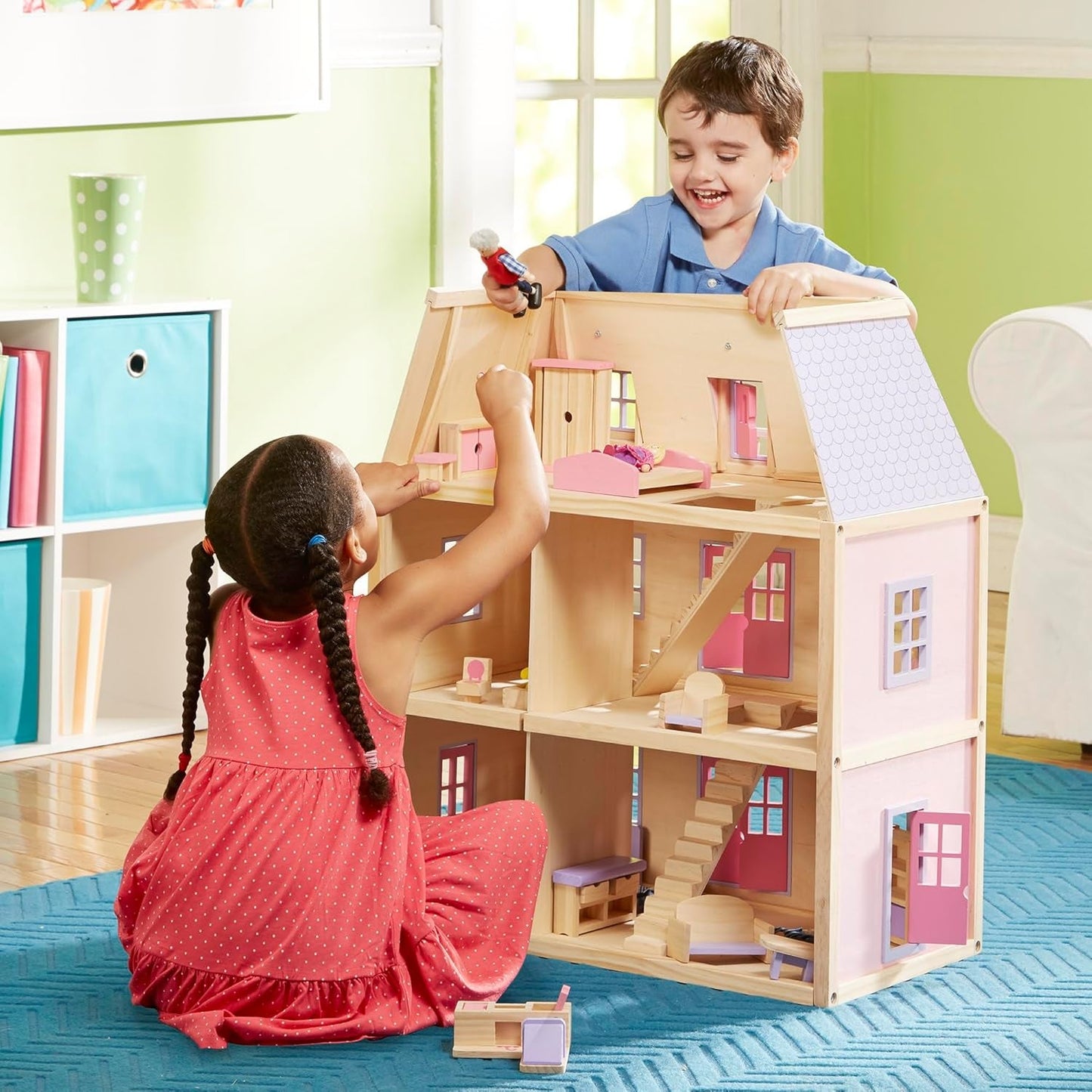 Melissa & Doug Trædukkehus