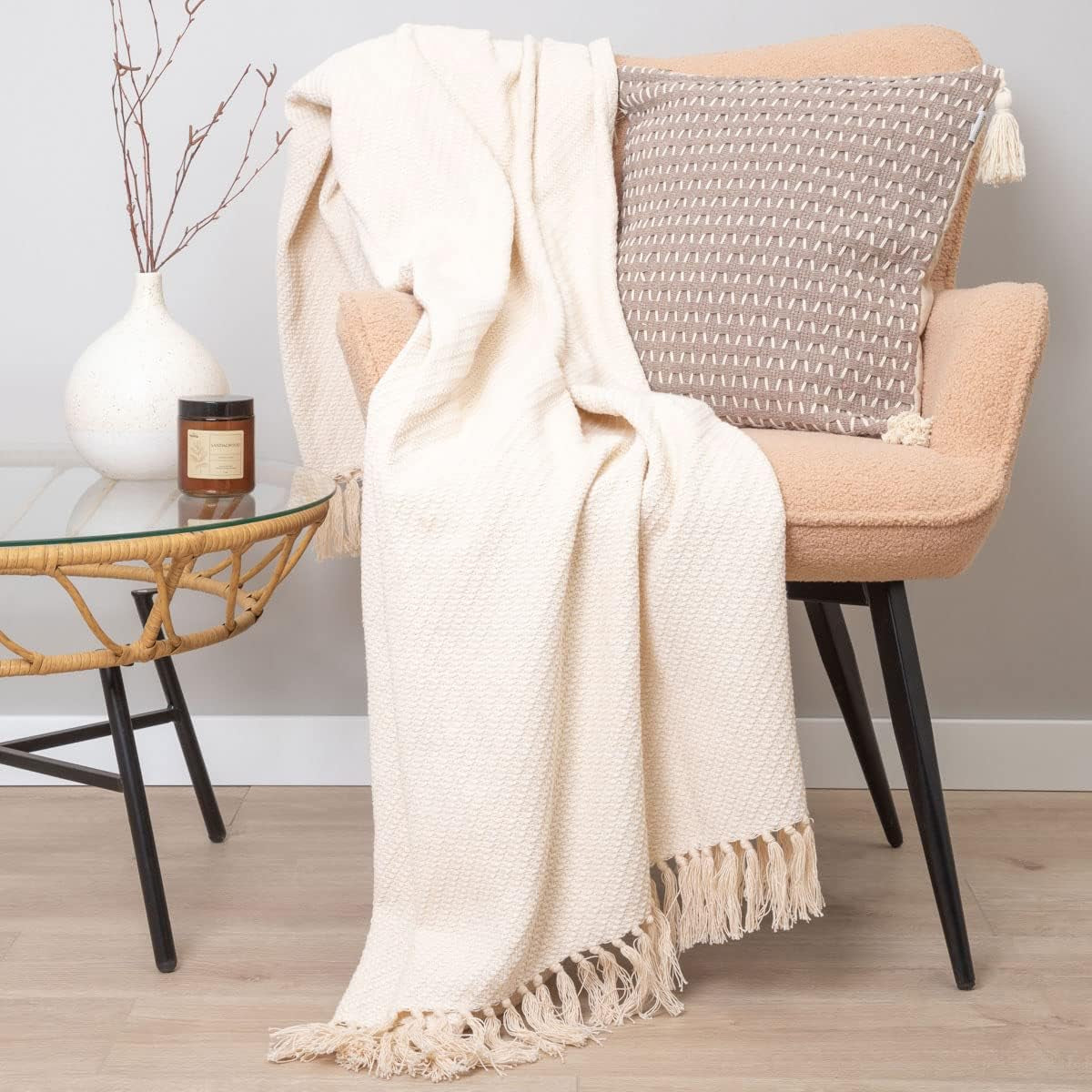 HOMLA Morris Plaid bomuldstæppe med frynser - Blødt og behageligt tæppe Bomuldstæppe - fint stof 130 X 170 Cm Ecru senge og tæpper Besuche den HOMLA-Store