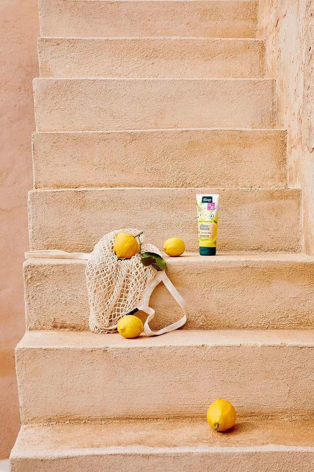 Kneipp Aroma, fugtgivende shower gel, 200 ml Brusebad og bad Naty Shop