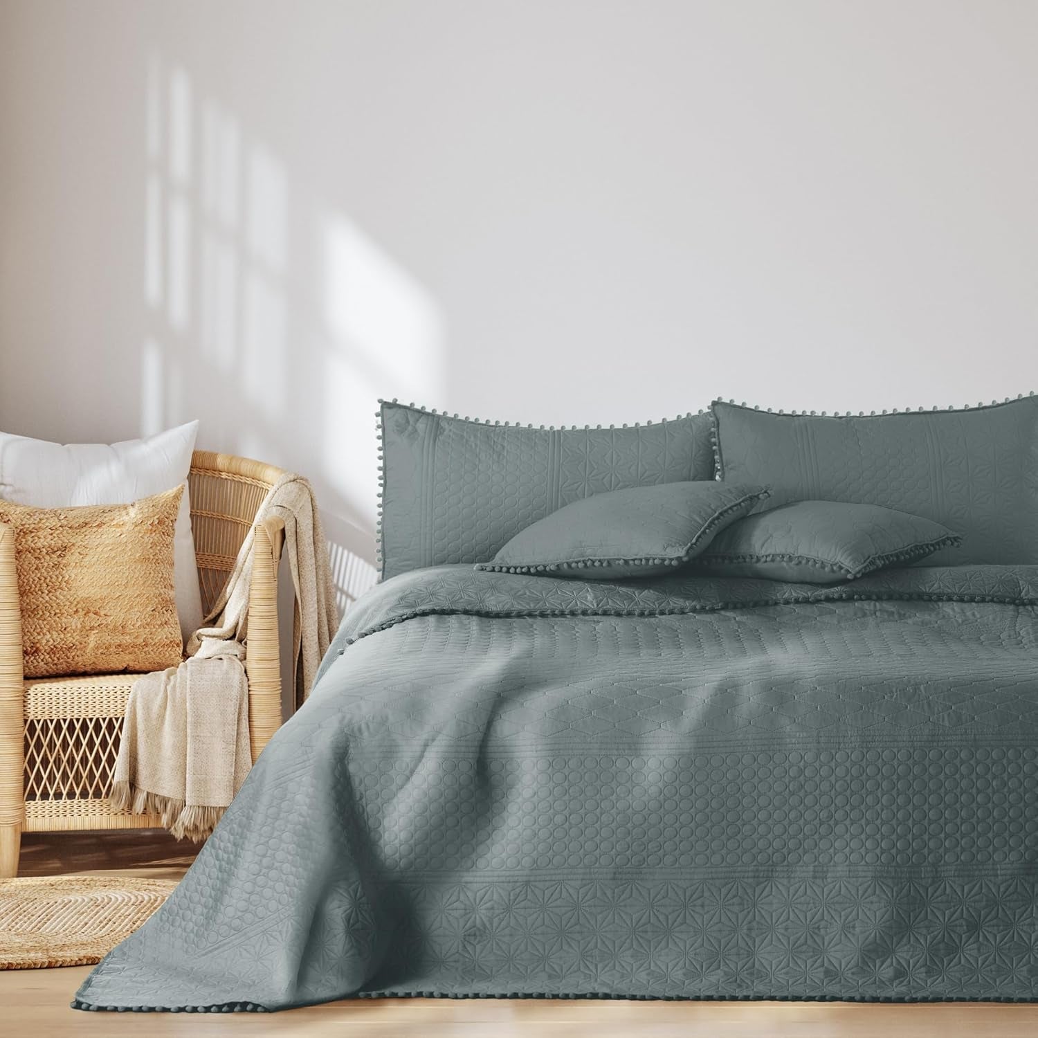 Ameliahome Sengetæppe med pomponer 220X240 Cm Dobbeltsidet sengetæppe Ultrasonic Quilting Polyester Meadore Grå Senge og Tæpper Besuche den AmeliaHome-Store Meadore grå 220X240 Cm
