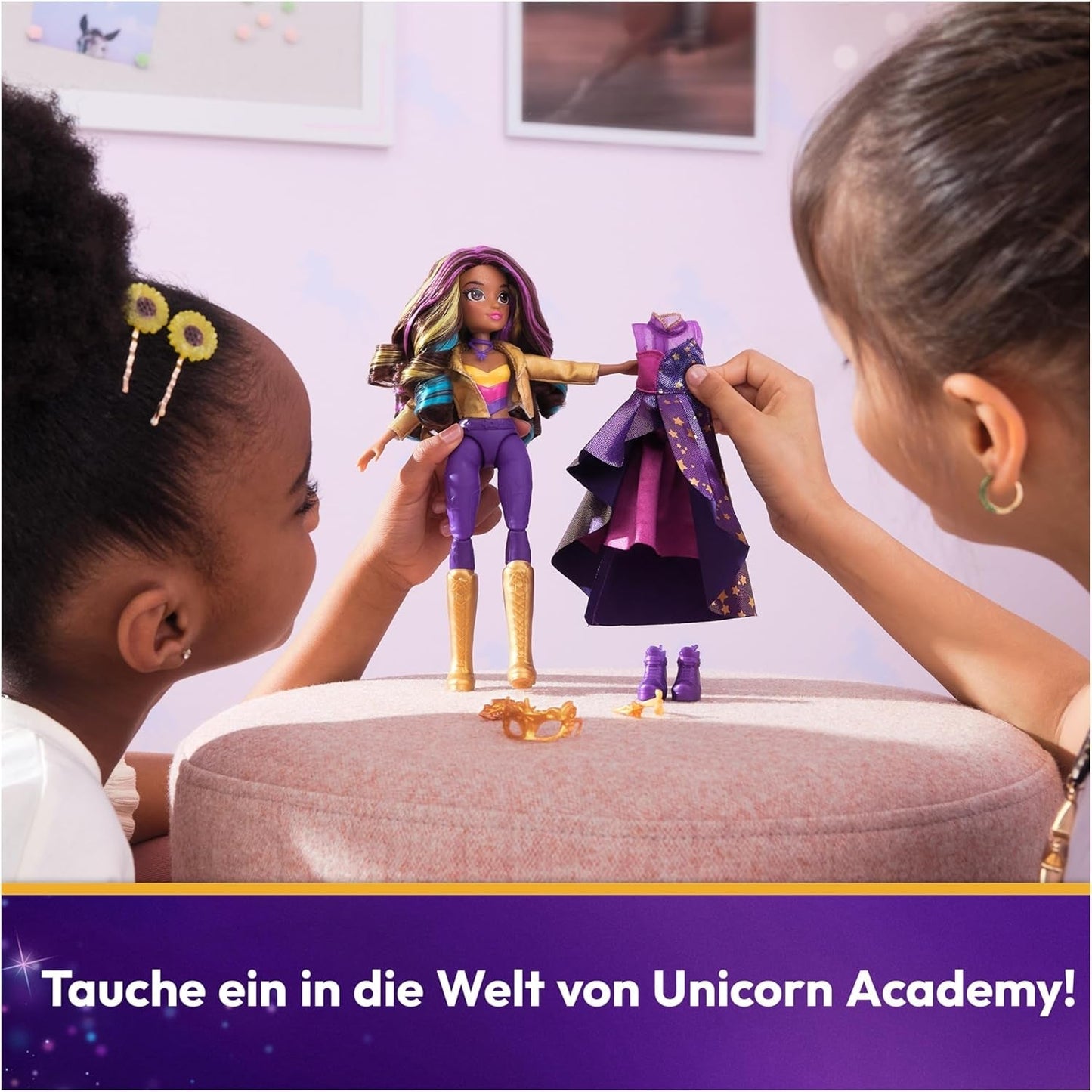 Unicorn Academy Deluxe Masked Ball Sophia - 24 cm dukke fra den populære Netflix-serie med 2 outfits, klassisk påklædning og rollespil, 4+ år Naty Shop Dolls