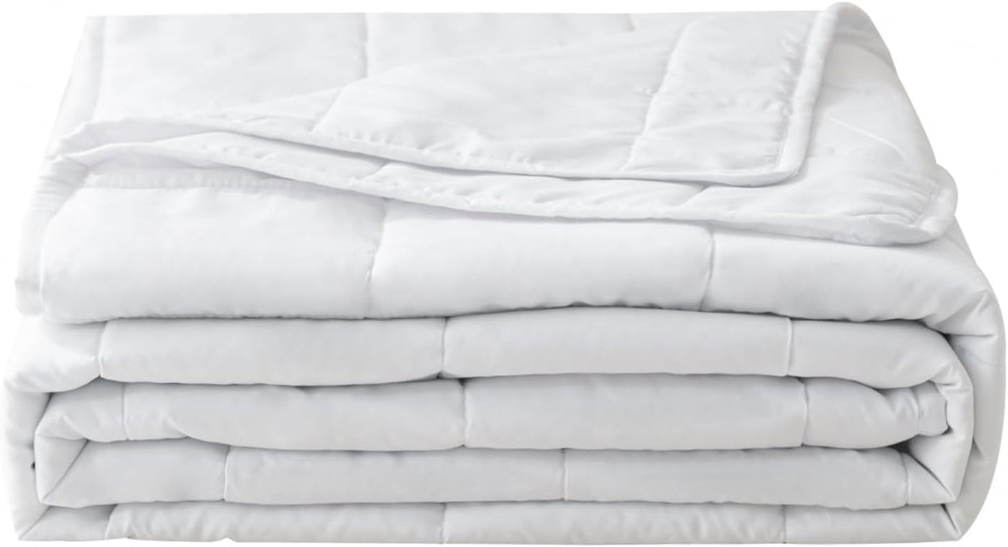 Sommerdyne 155X220 Let sommerdyne 90 GSM dyner 155X220Cm dyne Tyndtæppe Anvendes uden betræk Køletæppe Blød Hyggelig Hvid Dyner og dyner Naty Shop Sommerdyne 155X220 Cm
