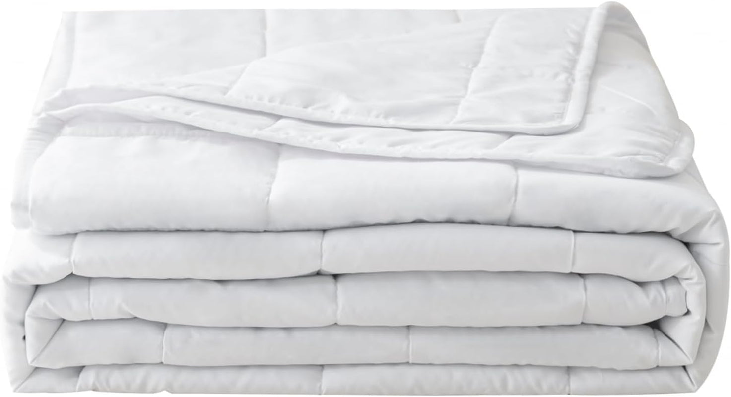 Sommerdyne 155X220 Let sommerdyne 90 GSM dyner 155X220Cm dyne Tyndtæppe Anvendes uden betræk Køletæppe Blød Hyggelig Hvid Dyner og dyner Naty Shop Sommerdyne 155X220 Cm