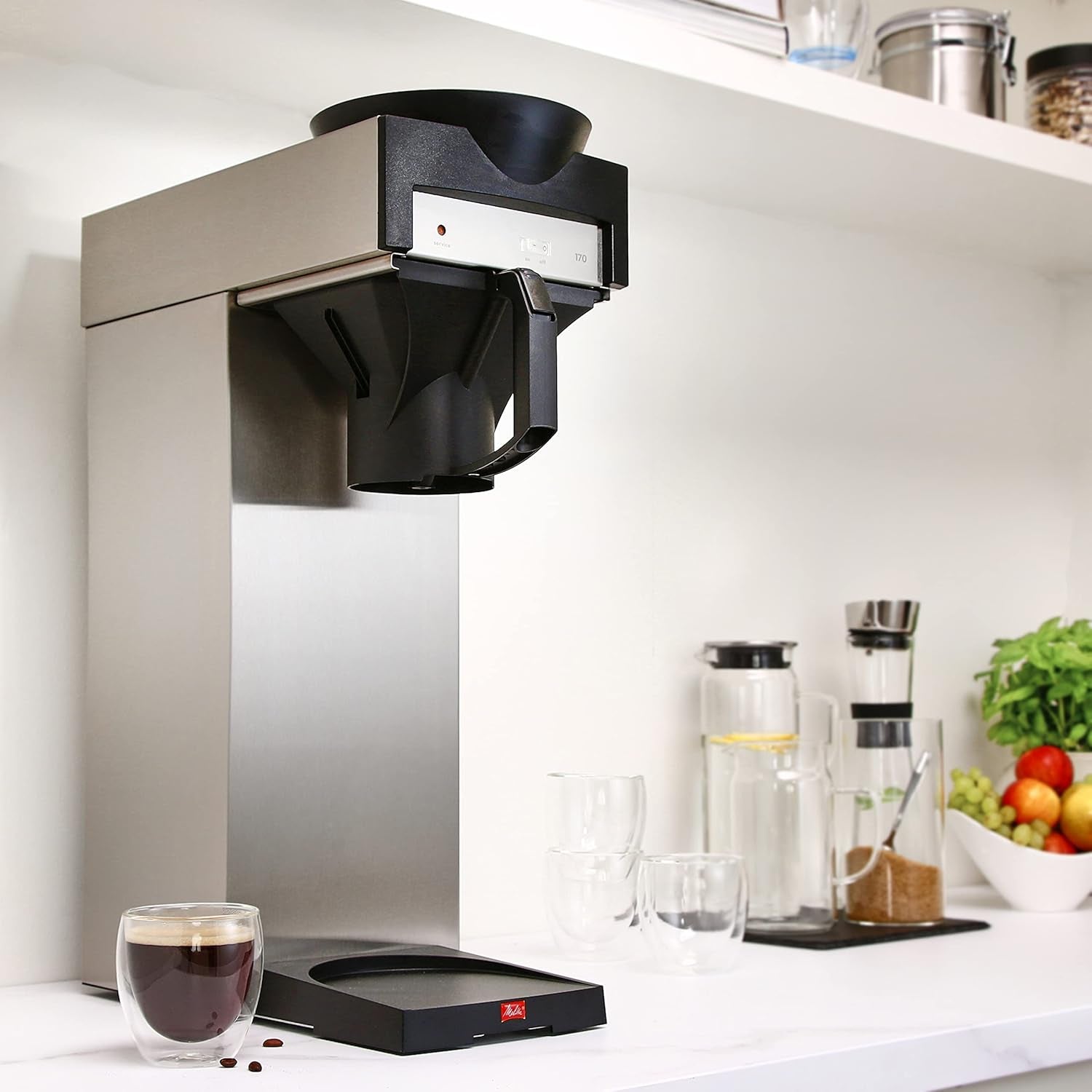 Professionel espressomaskine med filter 170 MT, isoleret karaffel til opbevaring
