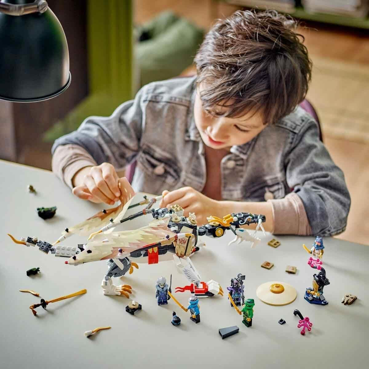 LEGO NINJAGO Egalt Dragemester, Ninjasæt med Dragelegetøj og 5 figurer inklusive Lloyd og NYA, Dragemester, gave til drenge og piger fra 8 år 71809 Byggesæt Beuche den LEGO-Store