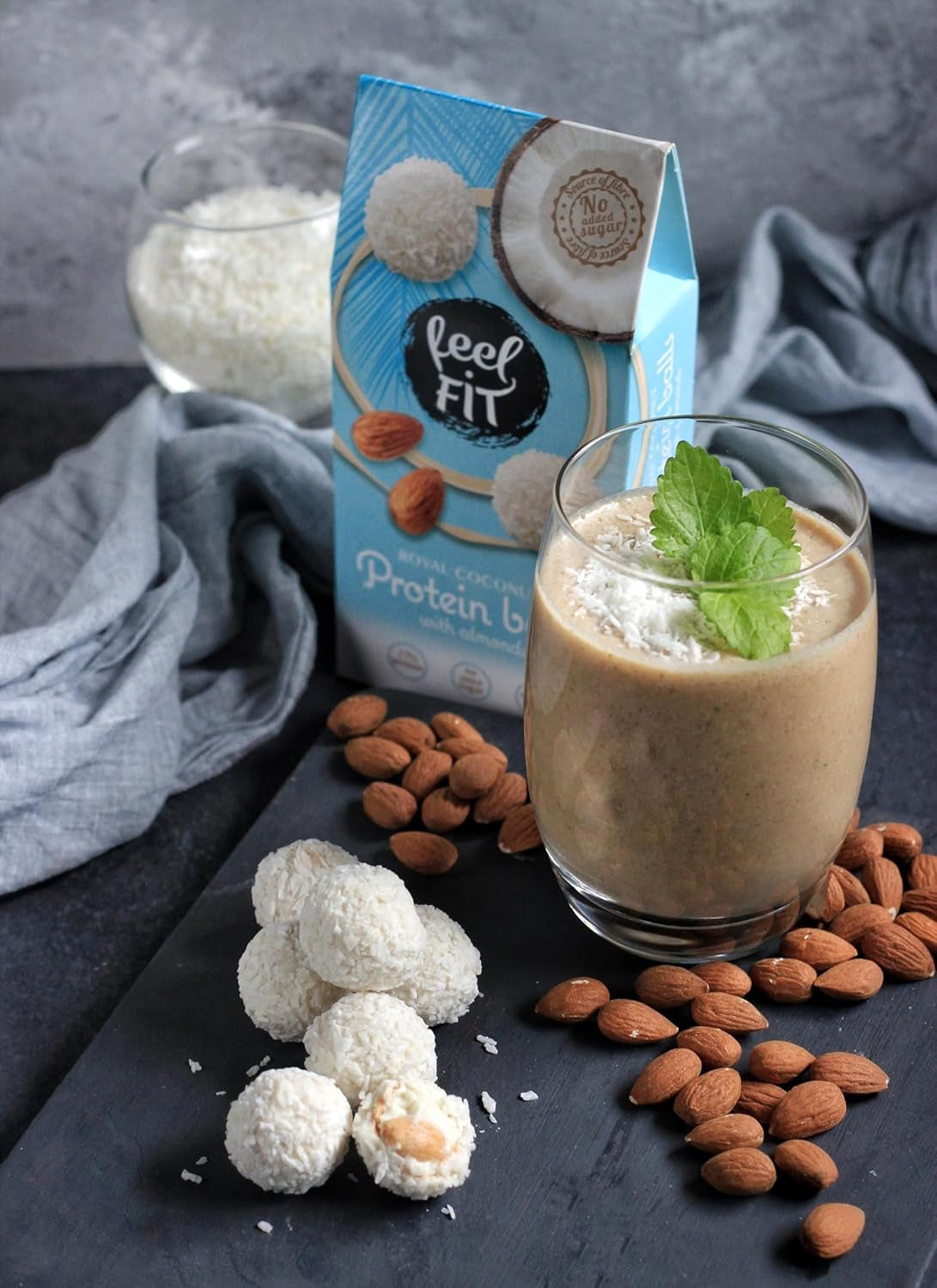 Sukkerfri kokospraliner med mandler, FIT FIT, uden tilsat sukker, 17% protein, 63 g