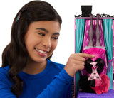 Monster High Buh-tique Hotel Dukkehus, sammenfoldeligt legesæt med skræmmende overraskelser i hvert værelse og 13+ legesæt, inklusive møbler og tilbehør, JBF16