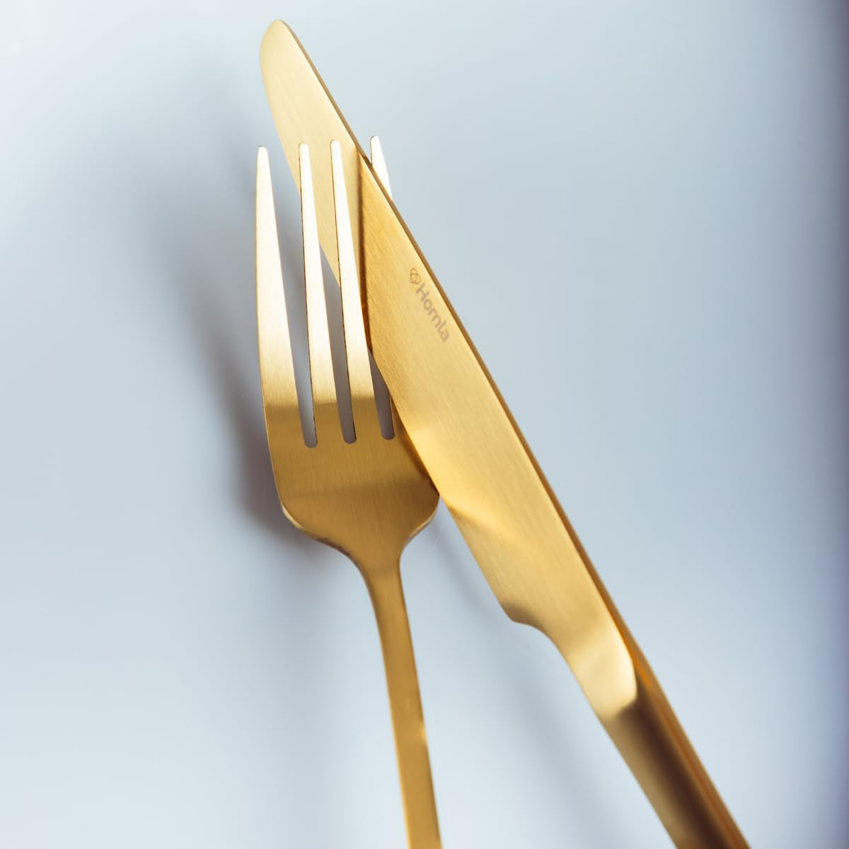 HOMLA Abele Besteckset Für Vier Personen 16-Teilig Edelstahl Hygienisk Elegant Leicht Zu Reinigen Gold Kitchen Naty Shop
