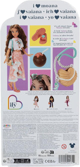 Vaiana dukke med tilbehør, 29 cm, 13 artikulationspunkter, officielt licenseret af Jakks Pacific. Komplet med kombinerbart tilbehør og en funklende Mickey ring!