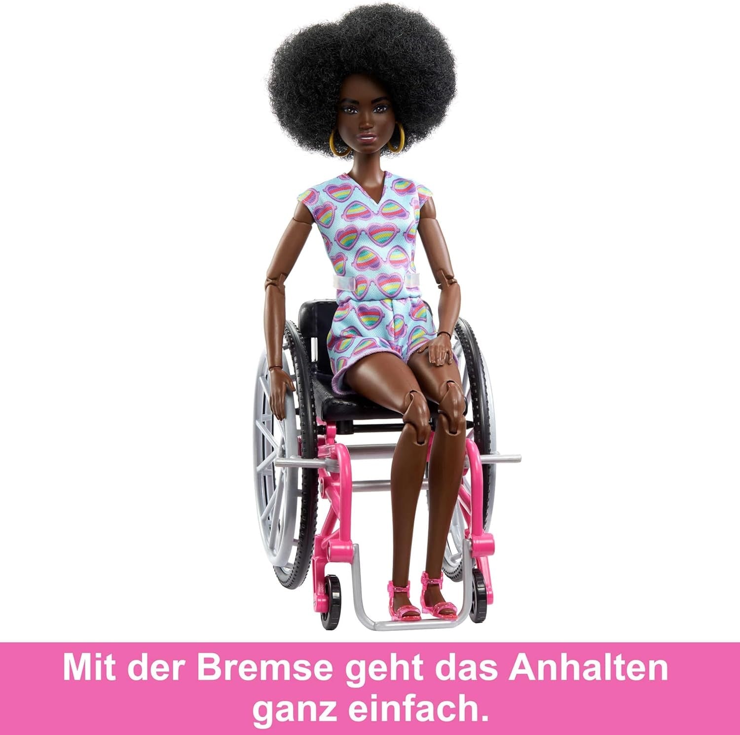 Barbie Fashionistas Sort hår Farverig Jumpsuit Kørestolsrampe Kørestolsdukke Inkluderet Gavelegetøj til børn Alder 3+ HJT14