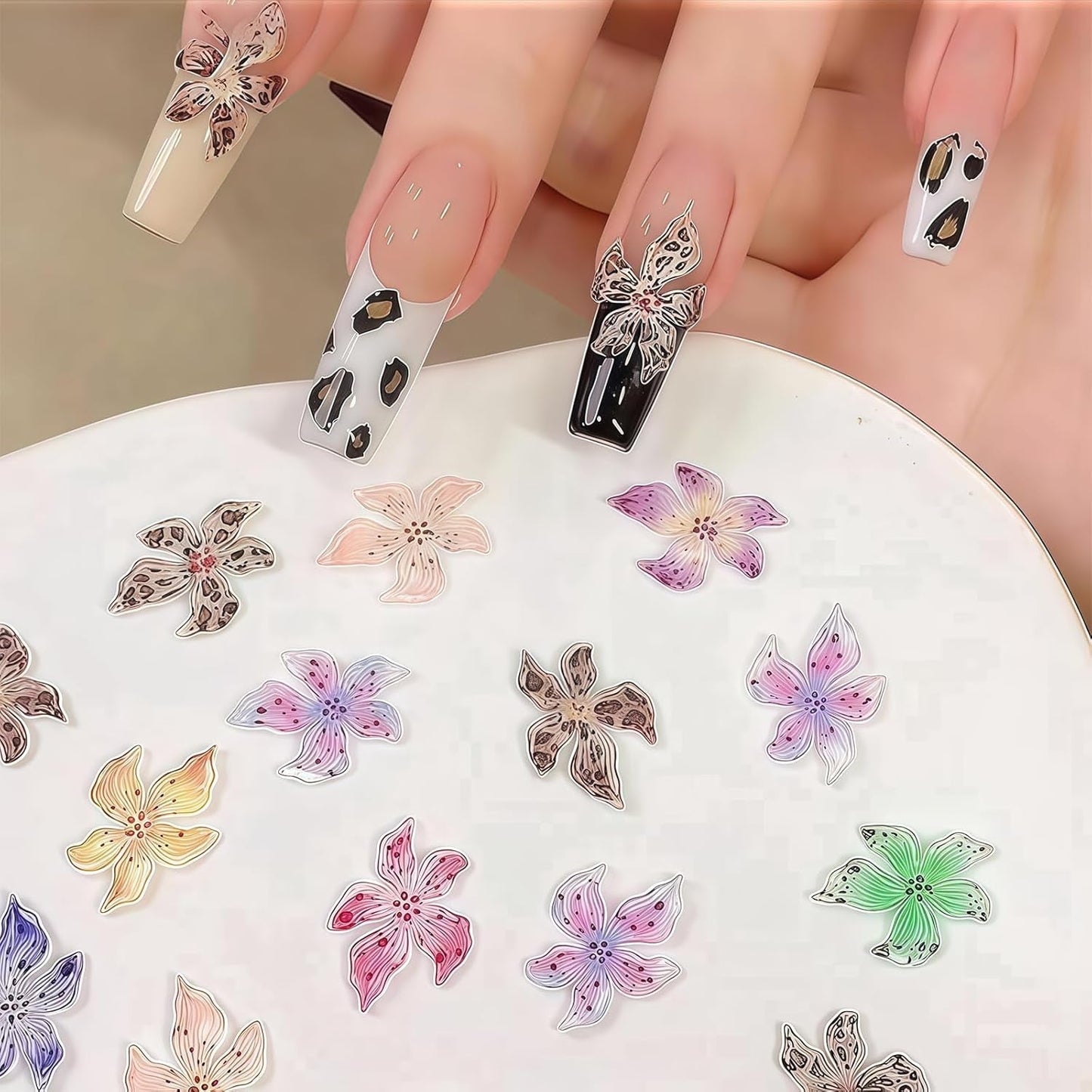 50 Stück 3D Blume Nail Charms Set, Bunte Nageldesign Tilbehør, Nägel Charms Og Nagel Art Charms, Perfekt Für Nailart, Maniküre Dekoration Og DIY Nageldesign