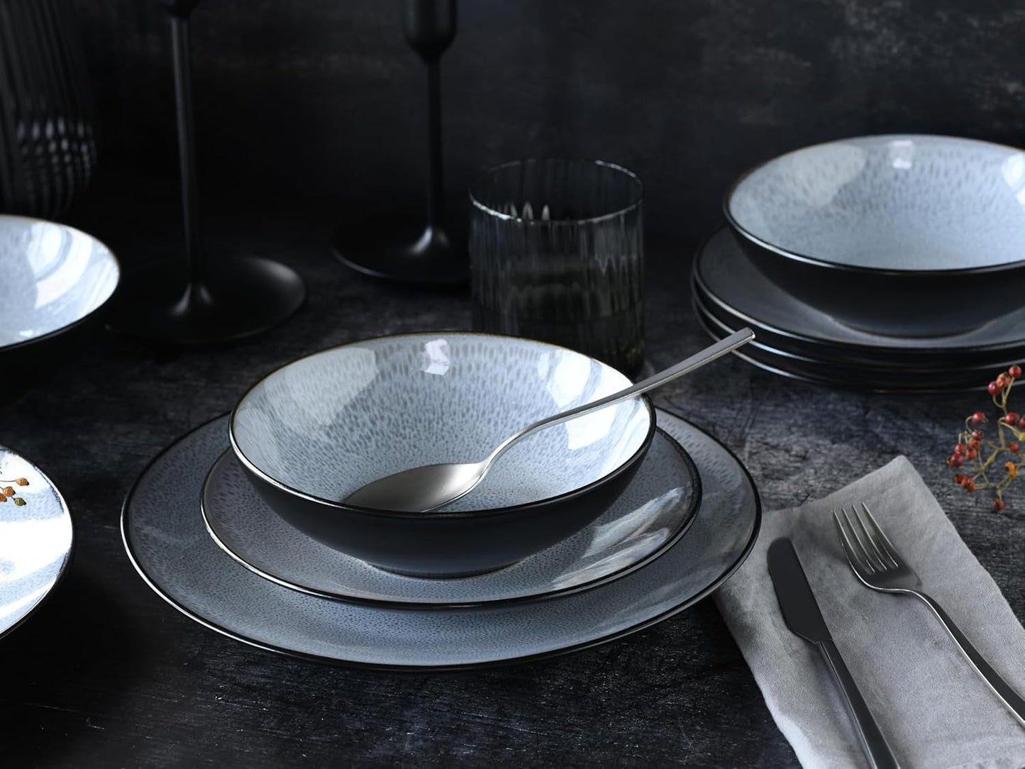 CreaTable, 23964, Serie Malmö, 18-teiliges Geschirrset for 6 Personen, Teller Set fra Steinzeug, spülmaschinen- og mikrowellengeeignet, Qualitätsproduktion