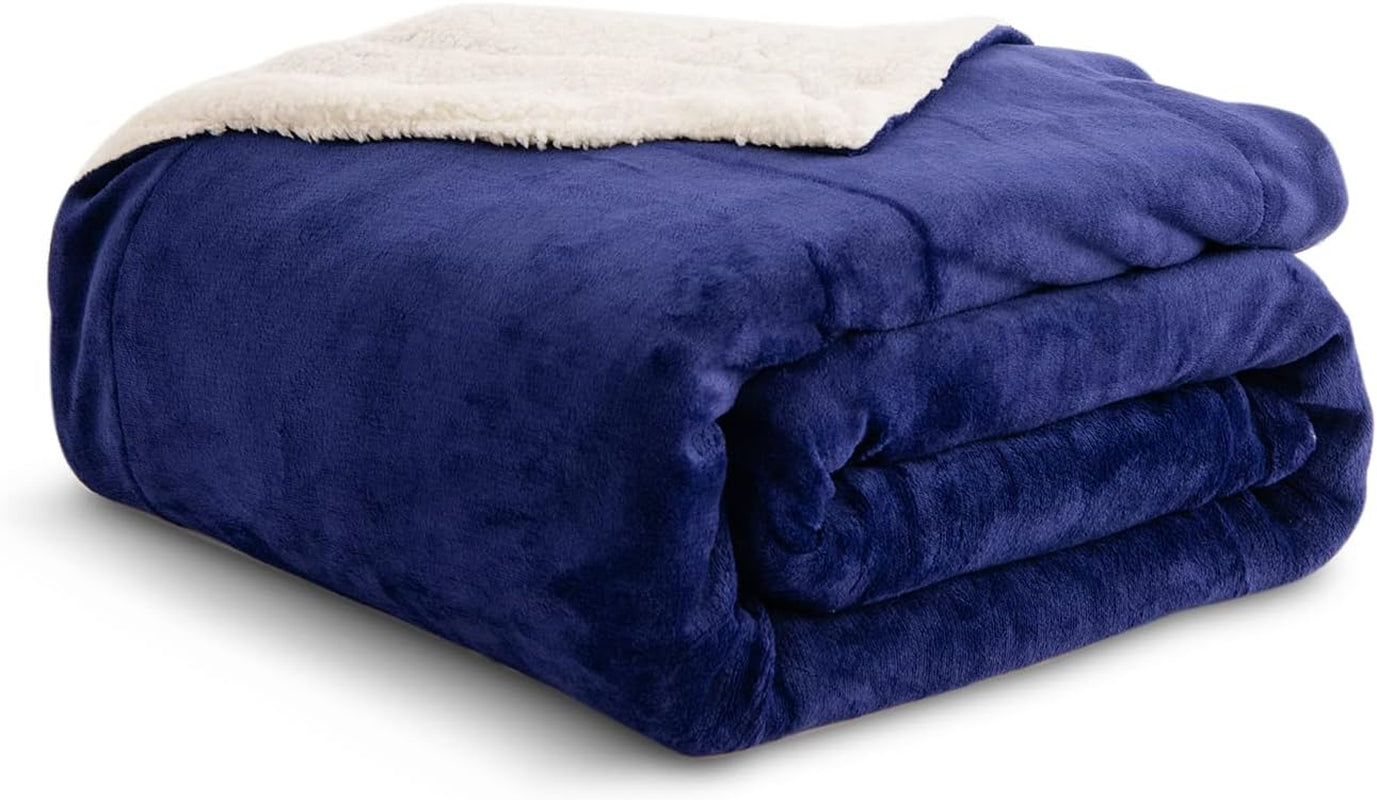 Kono Sherpa fleece tæppe, 150 X 200 Cm, Blød, Hyggelig, Fluffy, Vendbar, Mikrofiber, faste tæpper til seng, sofa, sofa (marineblå, dobbelt/dobbelt) Senge og tæpper Besuche den KONO-Store Navy Twin/Double