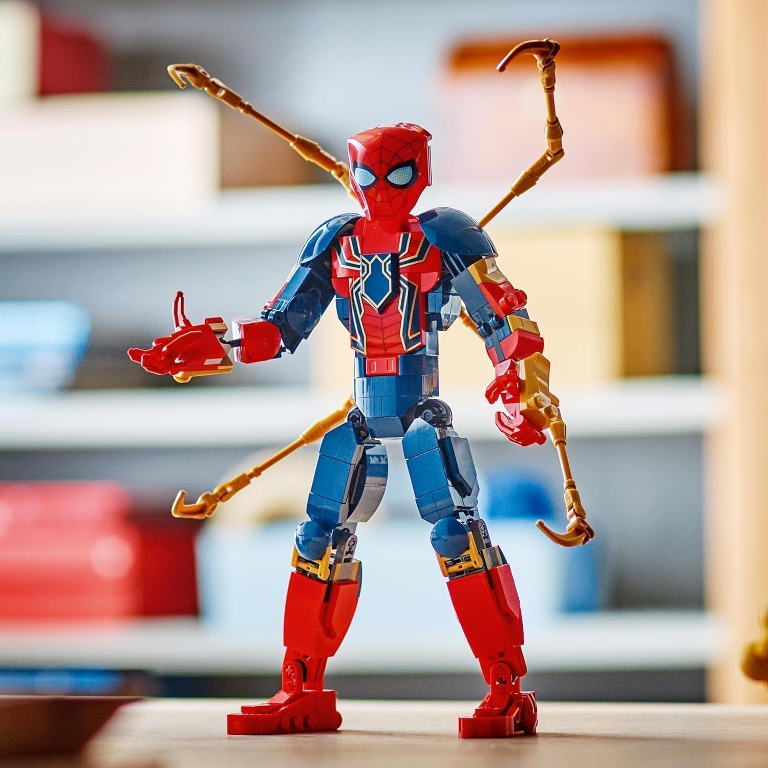 LEGO Marvel Iron Spider-Man-byggeklodser Superhelte-actionlegetøj til børn 8+ Drenge og piger Pansersæt Bygbare model Avengers gaveidé til Marvel-filmfans 76298 Byggesæt Beuche den LEGO-Store