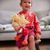 HABA 302108 - Annelie dukke, stofdukke med tøj og hår, 30 cm, legetøj fra 18 måneder, rød Dolls Naty Shop