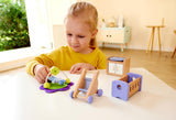 Hape babyværelse - trædukkeværelsessæt, babydukkemøbler, tilbehør til småbørn dukkehus, miniature babyværelse med gynge og tilbehør, 3 år gammelt rollespil
