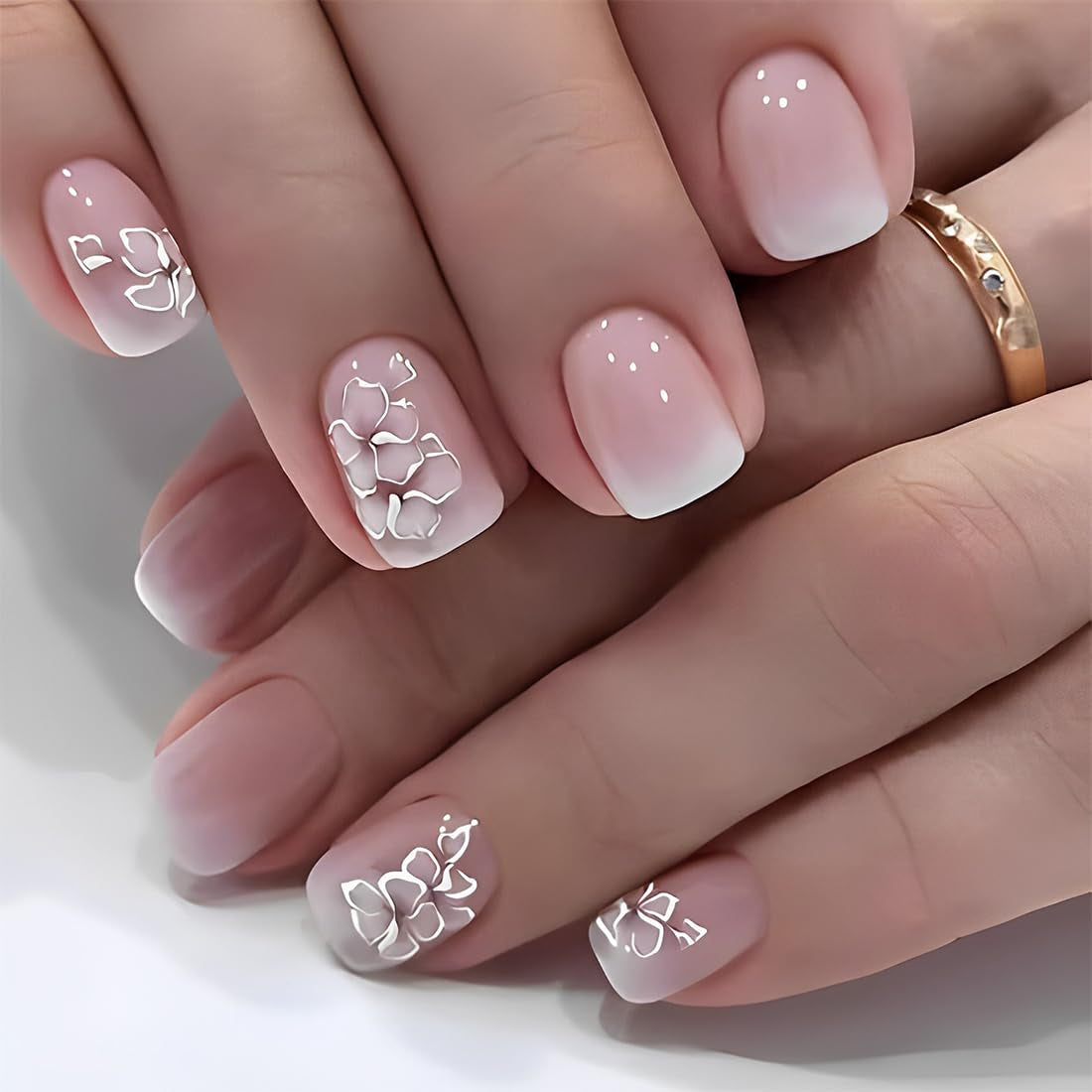 24 stk hvid firkantet lim på korte negle Pink gradient blomstermønster Tryk på negle Kunstige negle kunstige negle kunst franske firkantede negle kunstige negle til kvinder
