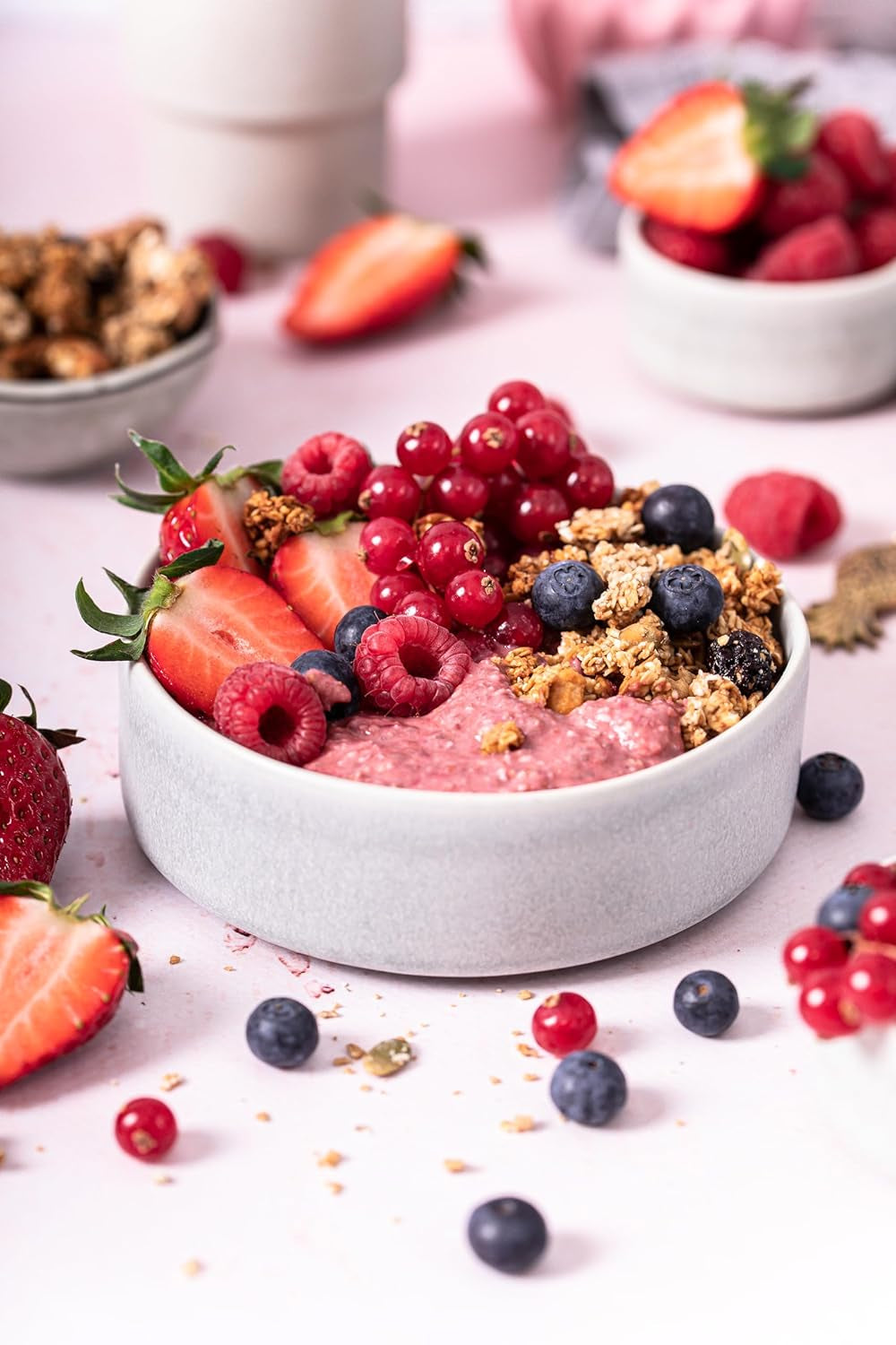 RUF Smoothie Bowl Bær Bunch Havre morgenmadssnack med bær og chiafrø, hurtig og nem at tilberede, vegansk, 1 pose x 50 g (pakke med 3)
