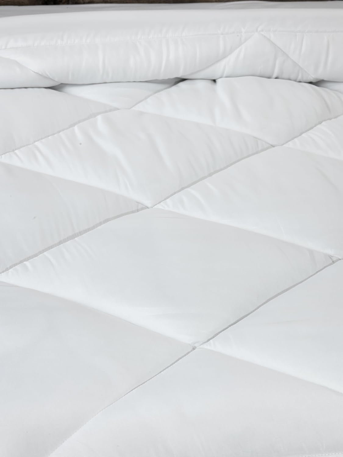Home Linge Passion COUETTE Blanche Home Passion quilt, mikrofiber, hvid, 240 X 260 Cm Dyner og dyner Naty Shop