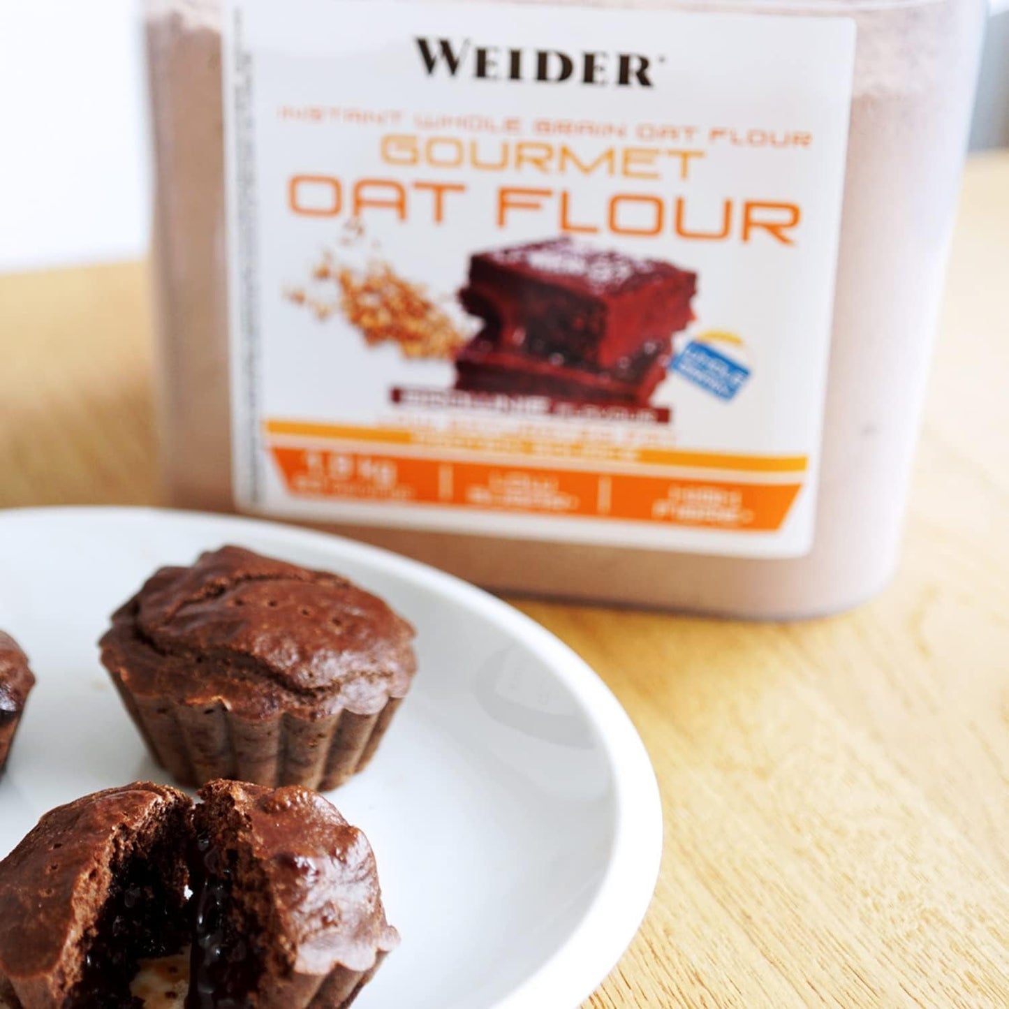 Weider Gourmet Oatmeal (1,9 kg) browniesmag. Fuldkorns havregryn. Proteinkilde med lavt sukkerindhold.