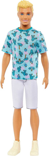 Ken Fashionistas Barbie Doll - T-shirt med kaktus og palmetryk, hvide shorts og sneakers, perfekt til eventyr med venner og gåture i byen, til børn fra 3 år og opefter, HJT10 Naty Shop Dolls Ken Blue Shirt