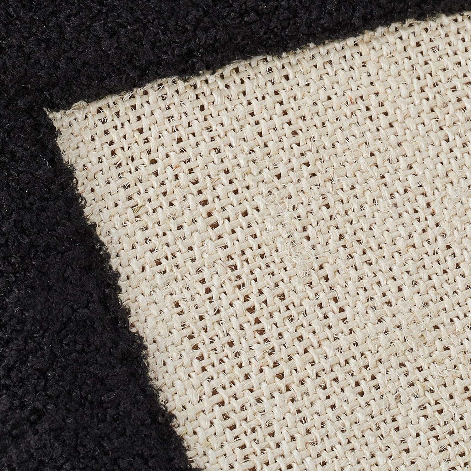 Relaxdays Katzenhöhle, foldbar, 3 Liegeplätze, Katzenhaus mit Kratzfläche, HBT: 36,5x112x41 cm, Katzenversteck, schwarz