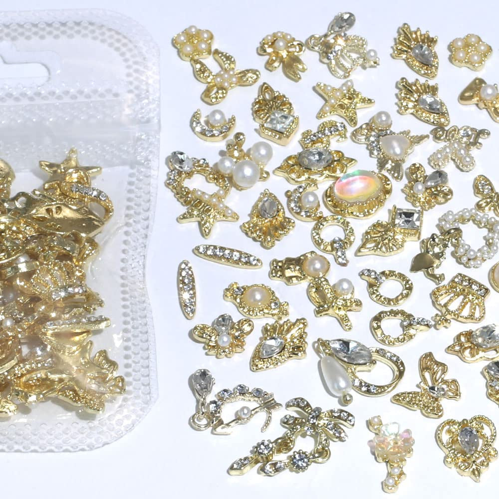 50 Stück Guld Nail Charms, Mix Styles Glitzersteine ​​Nägel Perle Legierung Nagel Steine ​​​​Blume Schmetterling Strasssteine ​​​​Nägel Herz Stern Nagel Charms DIY Nail Art Zubehör Frauen Nägel Deko