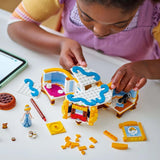LEGO Ç€ Disney Princess Askepotkjole, legetøj til drenge og piger fra 9 år - inkluderer en kjolebøjle, en Askepot minidukke og en musefigur - Kreativt legesæt 43266 Byggesæt Beuche den LEGO-Store