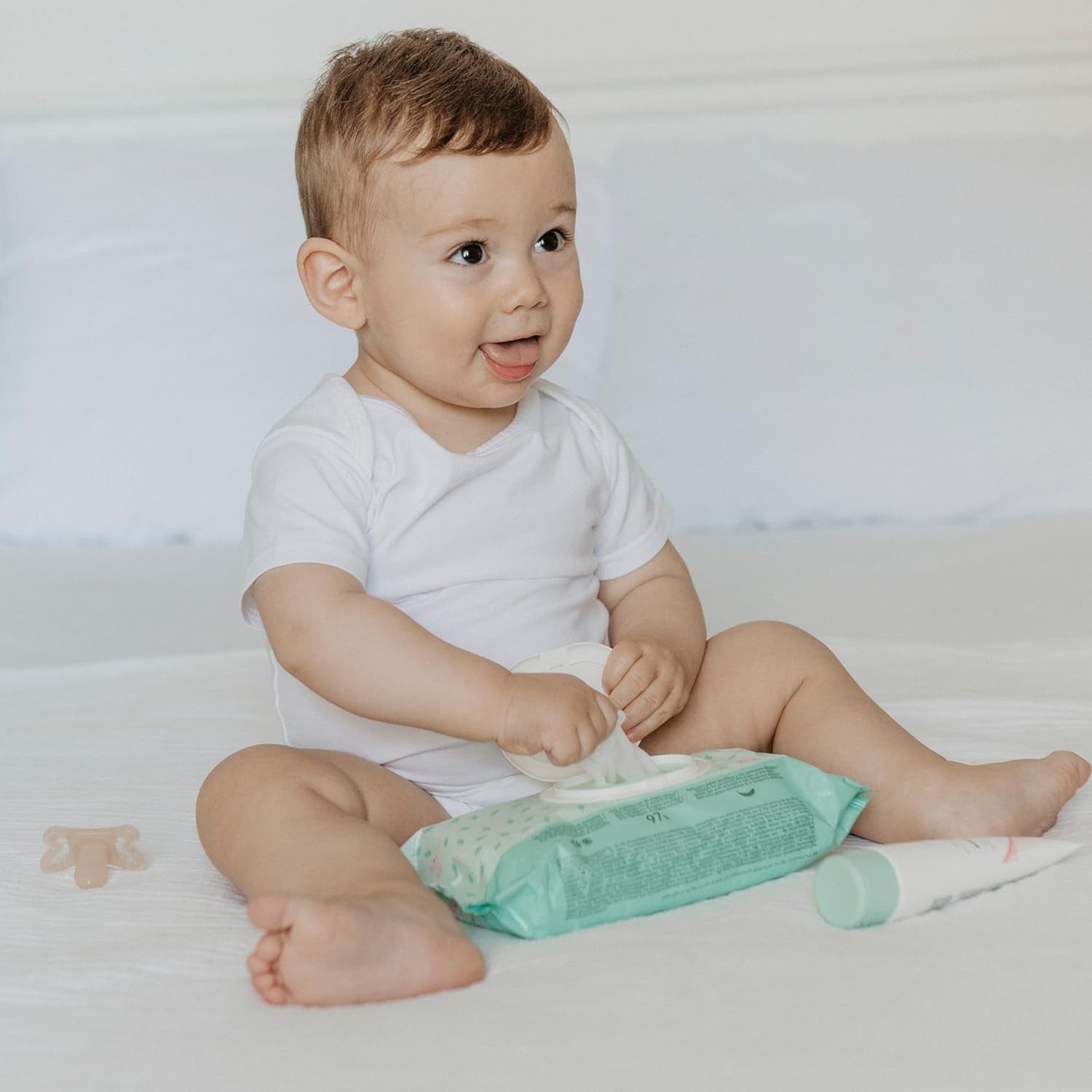 Suavinex 14 pakke med 60 babyvådservietter (i alt 840 vådservietter), fugtgivende, velegnet til atopisk hud, 95 % naturlige ingredienser