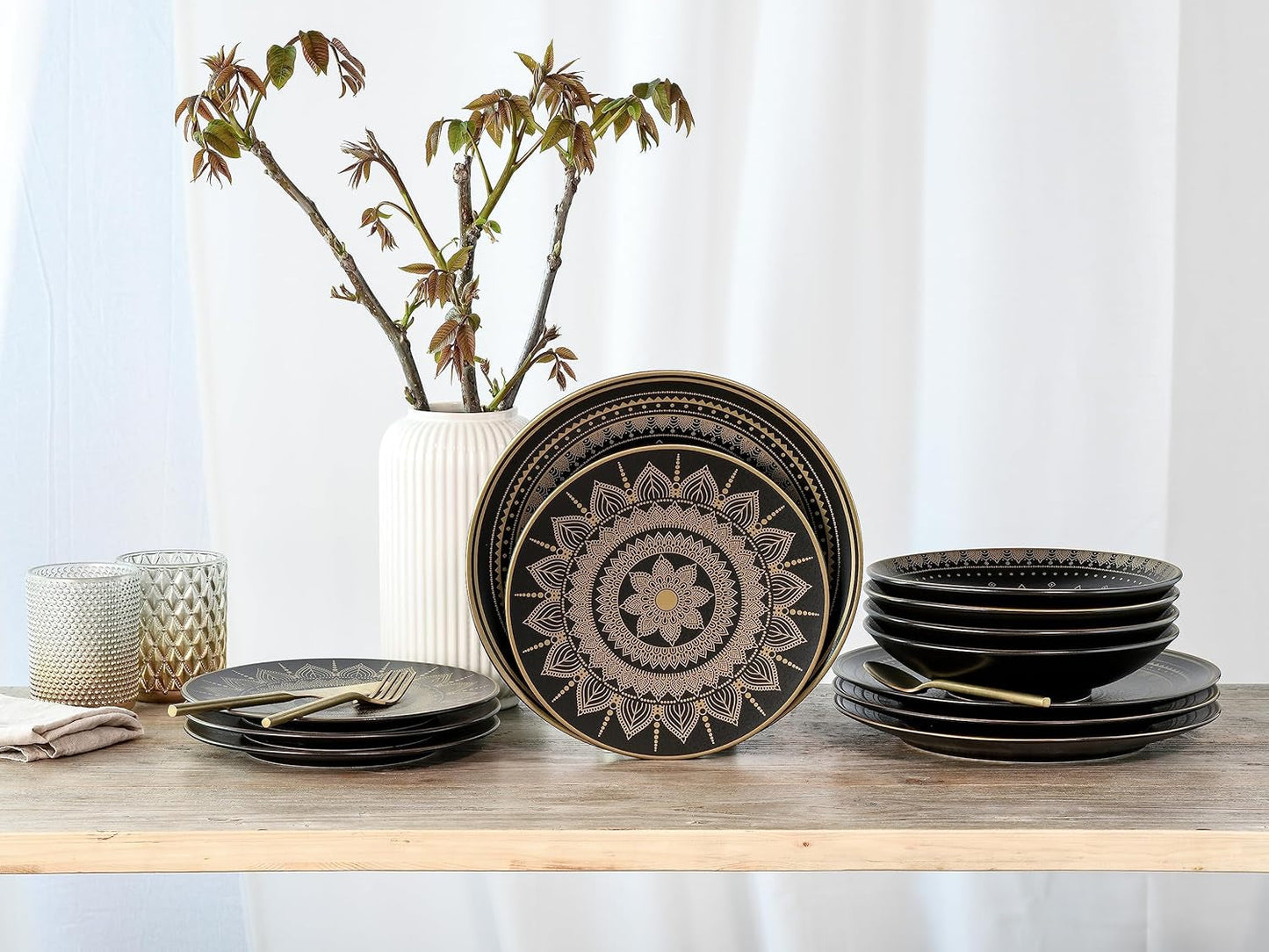 CreaTable, 23588, MANDALA GOLD Series - Sort, 12-delt porcelænssæt, tallerkensæt i porcelæn, Tåler opvaskemaskine og mikroovn, kvalitetsfremstilling