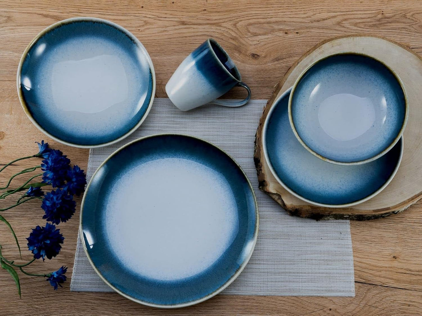 Creatable 23788 Cascade Series 8-delt porcelænssæt til 2 porcelænskombinationsservice opvaskemaskine og mikroovn Sikker kvalitetsfremstilling