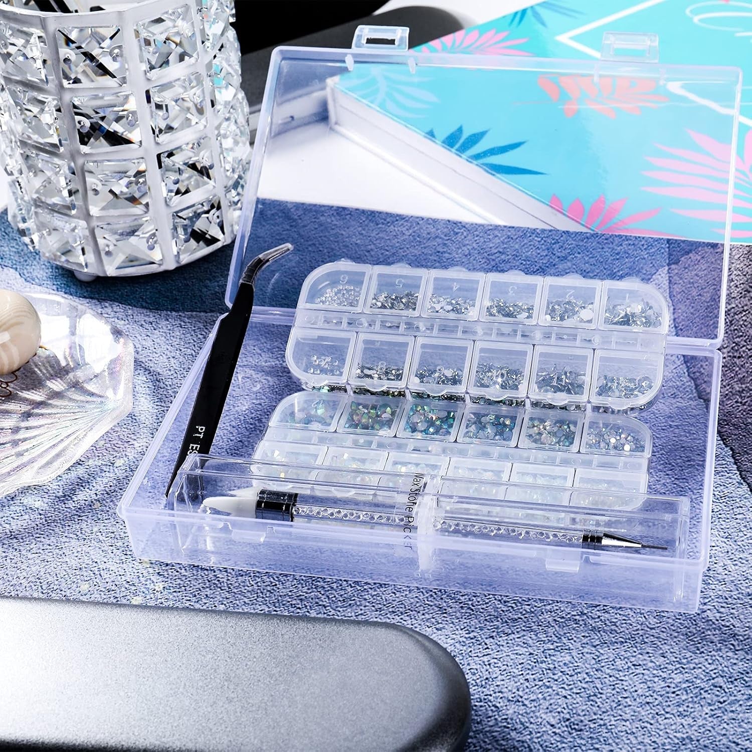 ANGNYA 4000 Stück Strasssteine Nägel Nail Art Strasssteine Dekorationen Nagelsteine Für Nail Art Zubehör Und Klare Kristall Strasssteine Handwork Mit Pick up Pinzette Und Strass Picker Dotting Pen…
