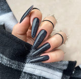 Moonglow Lange Negle Stiletto Mælkehvid Pink Gradient Glitter Cool falske negle med lim Pink Ombre Glitter Kunstige negle
