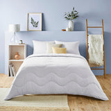 Night Lark Dyne Uden Betræk, 4,5 Tog, King Size, Tufted Dot Collection, Luksus sengetøj, Hypoallergenisk, Maskinvaskbar, Varme Sanddyner & Dyner Naty Shop White Dobbeltseng