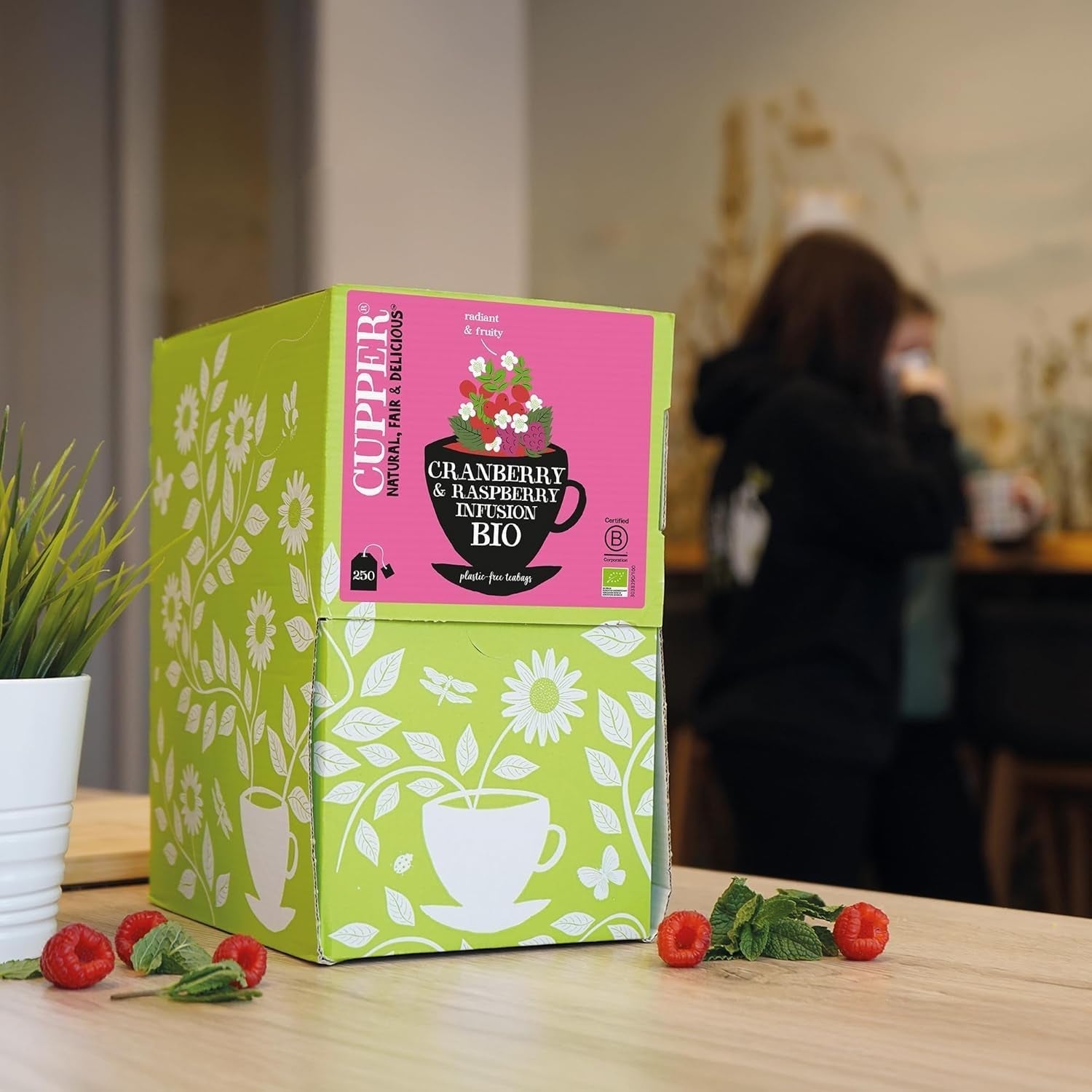 Cupper Økologisk frugt te Tranebær Hindbær | Hindbær te | 250 ublegede teposer | Big Pack | Perfekt til kontoret | Økologisk | Fair handel