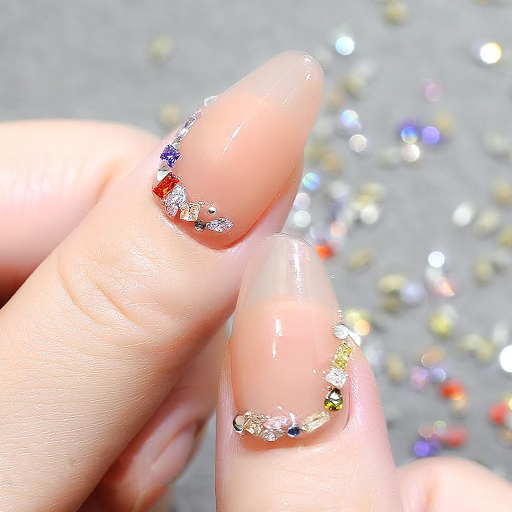 2000 stk Bunte Strasssteine ​​Nagel Glitzersteine ​​Nail Charms Nailart Edelsteine ​​Nagel Steine ​​Gllitzer Steine ​​Nagel Charms Nägel Tilbehør Kristalle Diamant Nageldesign Strass Nail Art Rhinestones Nail Gems