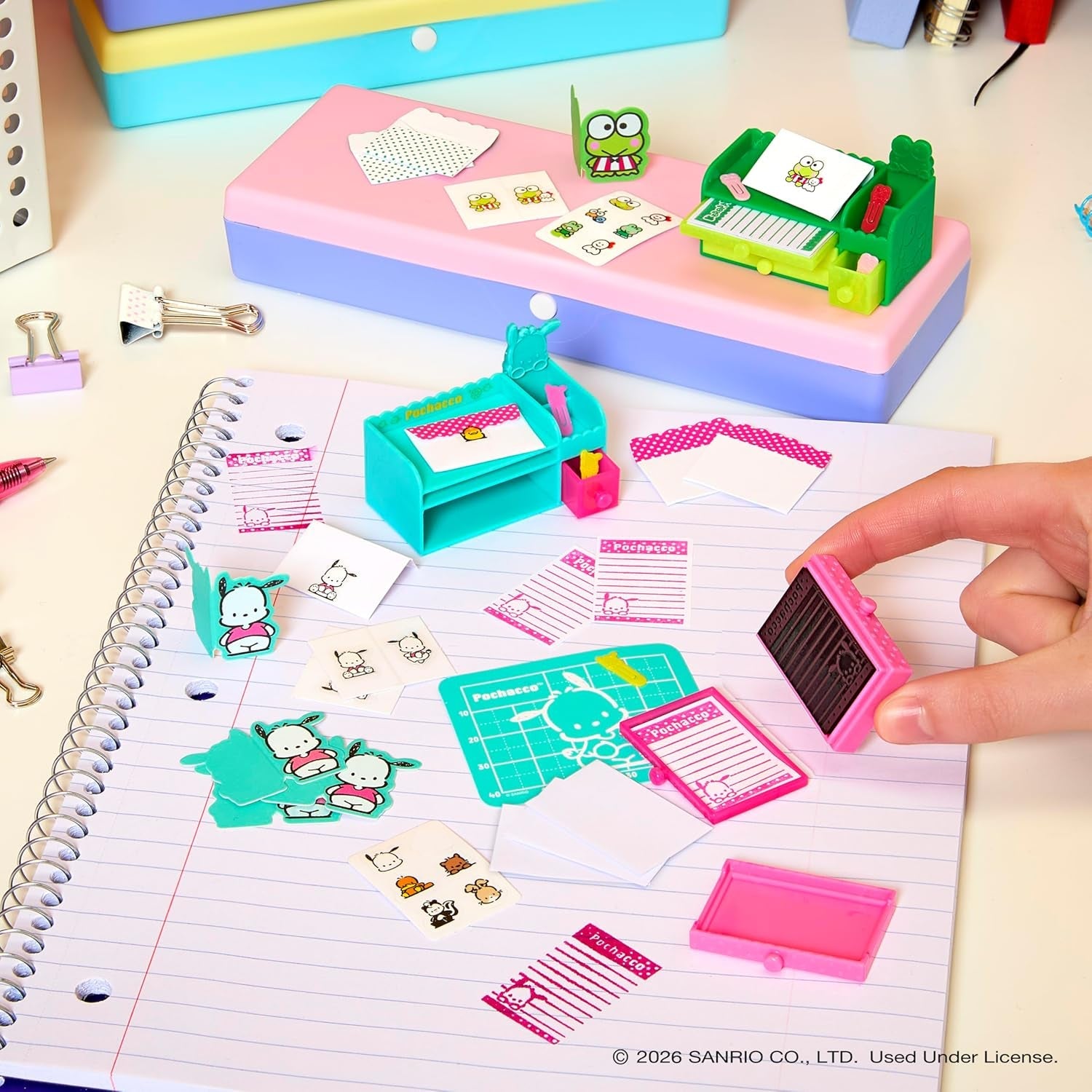 Miniverse MGA Make It Mini Hello Kitty and Friends Series 3 - Mini Samlerobjekter, Sanrio, Retro Replicas Paperery, Crafts, DIY, til samlere og børn fra 8 år og opefter