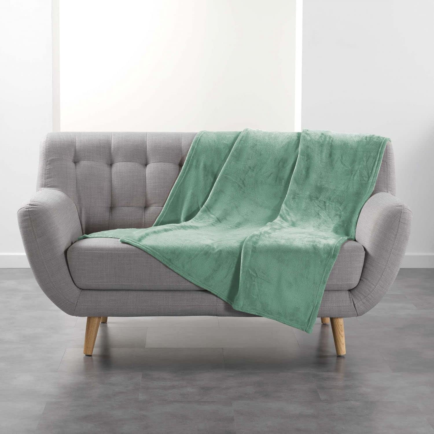 Douceur D'Intérieur, flanneltæppe, 125 X 150 Cm, salvie, flannel Dyner og dyner Naty Shop