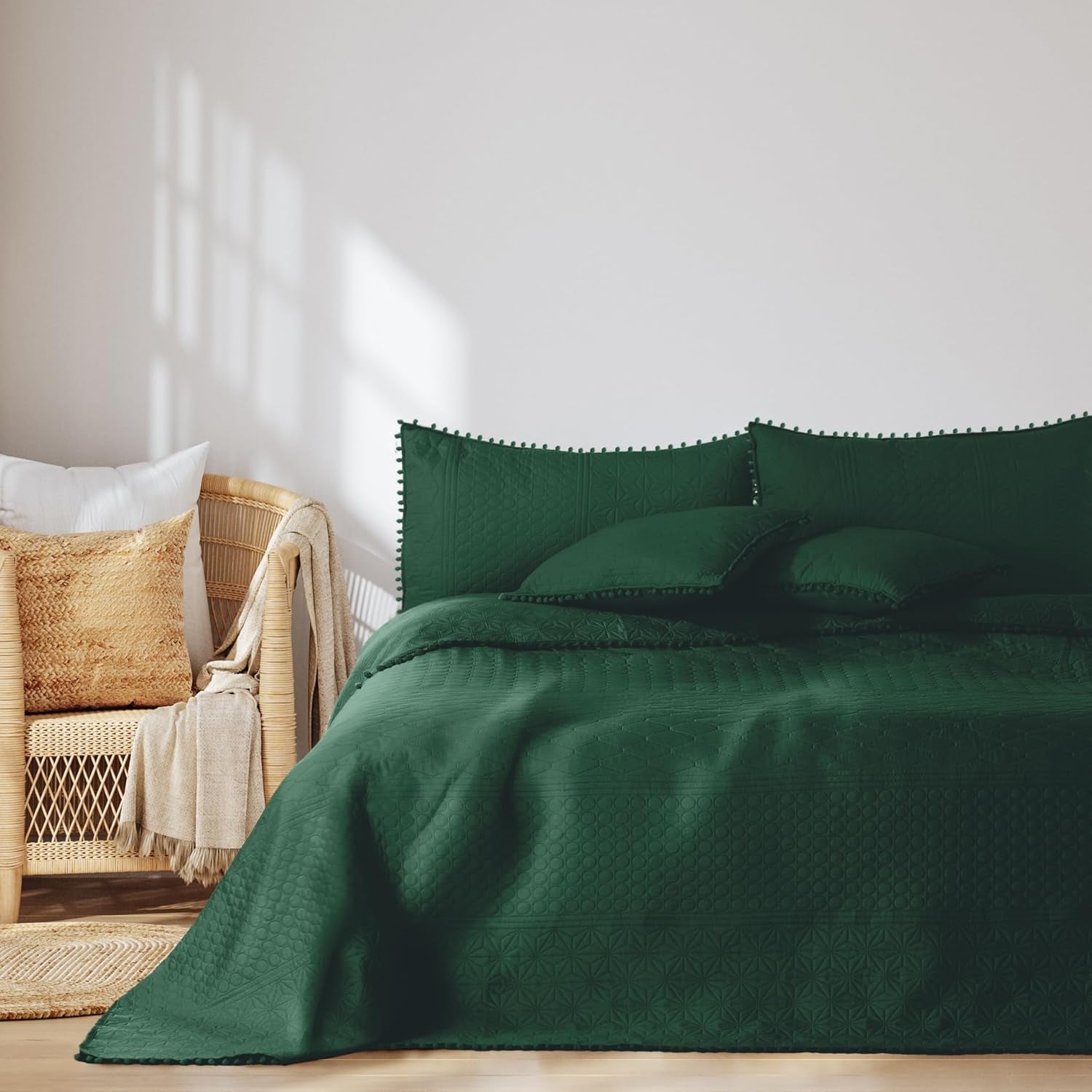 Ameliahome Sengetæppe med pomponer 220X240 Cm Tosidet sengetæppe Ultrasonic Quilting Polyester Meadore Grå Senge og Tæpper Besuche den AmeliaHome-Store Meadore mørkegrøn 240X260 Cm
