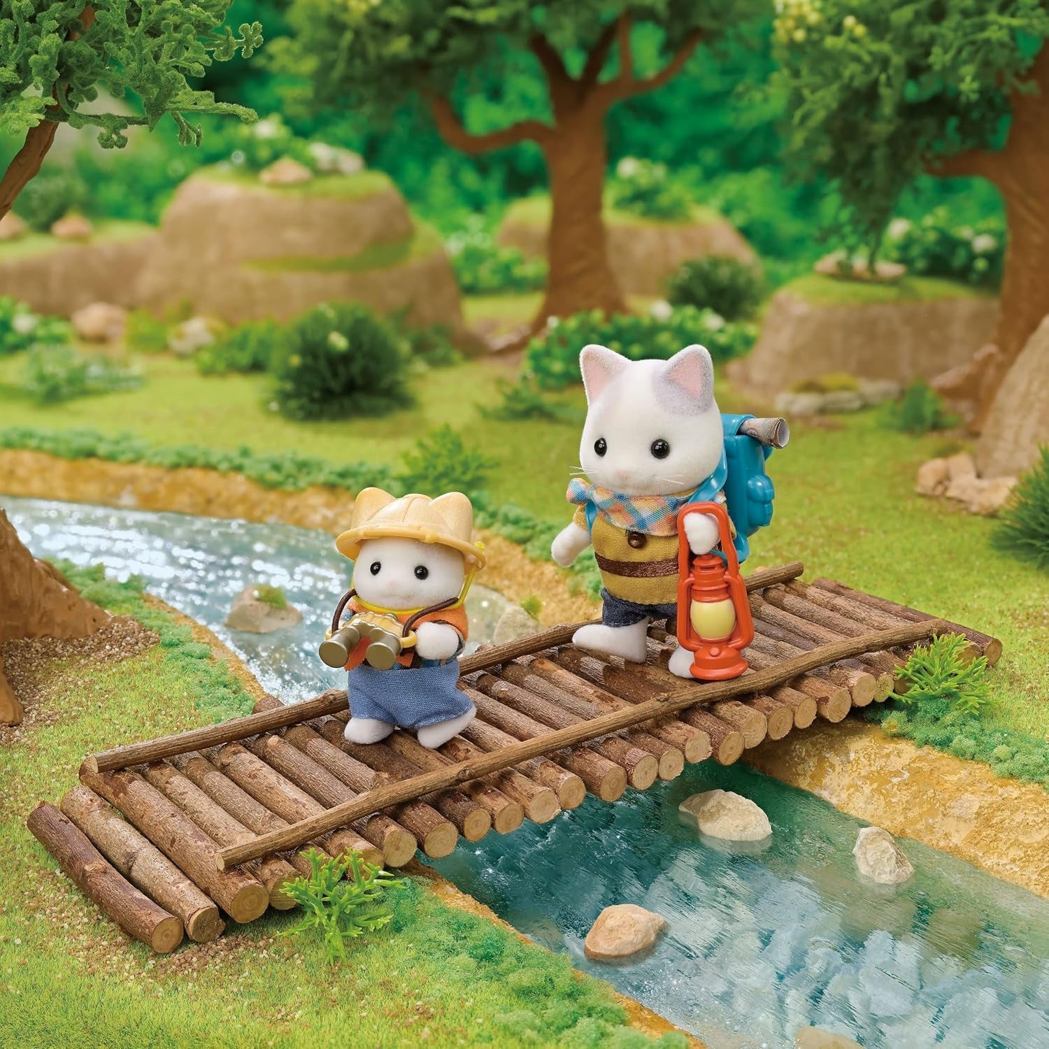 Sylvanian Families - 5763 Adventure Explorer-sæt med to figurer, far og babymælkkilling, dyrefigur, detaljeret legetøj til børn fra 3 år og opefter