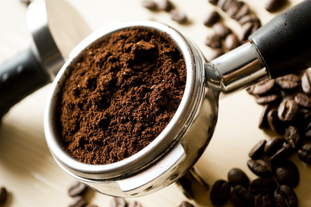 Caffè Poli Rosso | Traditionel espresso | Italienske Espressobohnen | Ideel til Kaffeevollautomaten, Siebträger og Espressomashinen | 1 x 1 kg