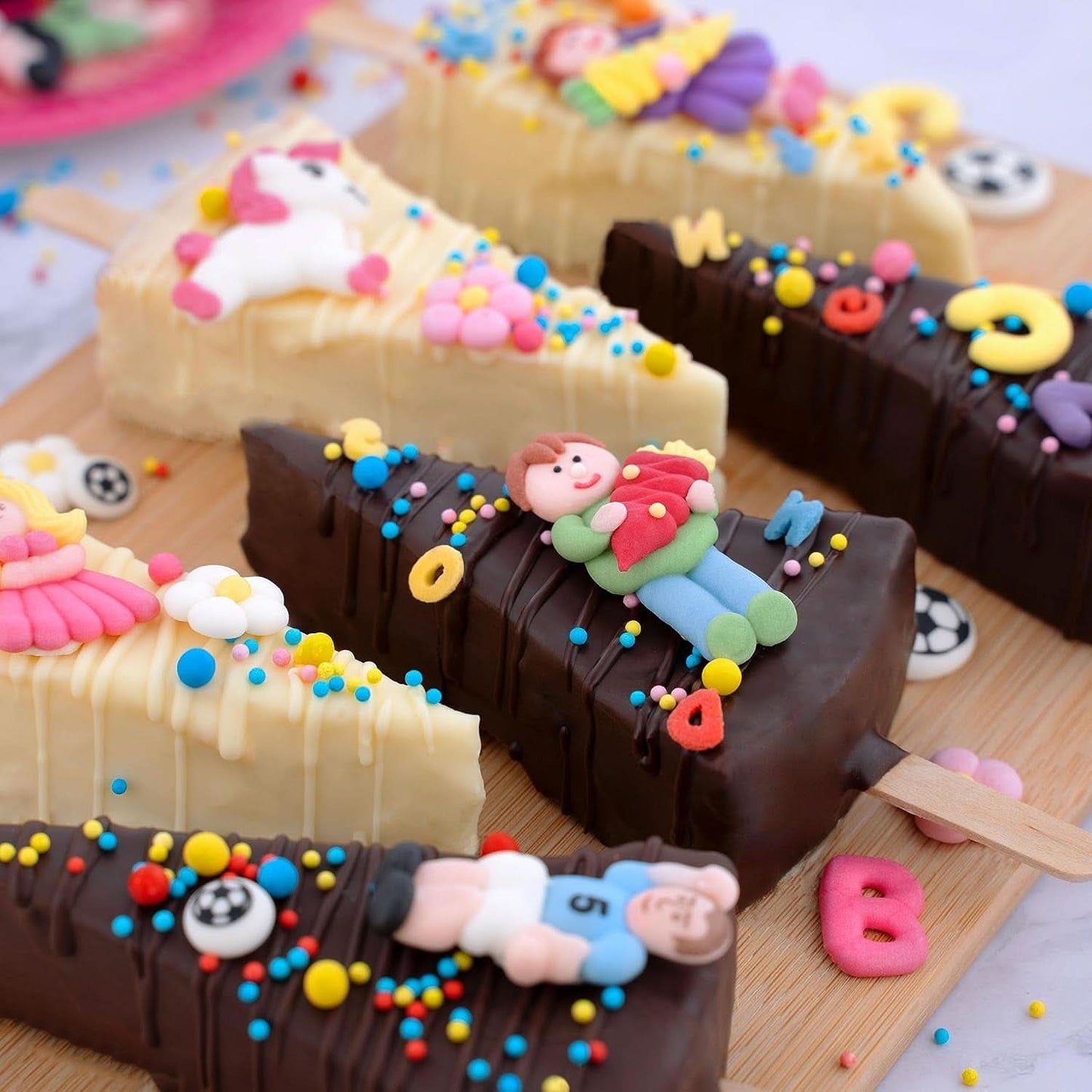 Günthart, 8 sukkerfigurer til skolestart og bogstaver, 115 gram Sprinkles Naty Shop