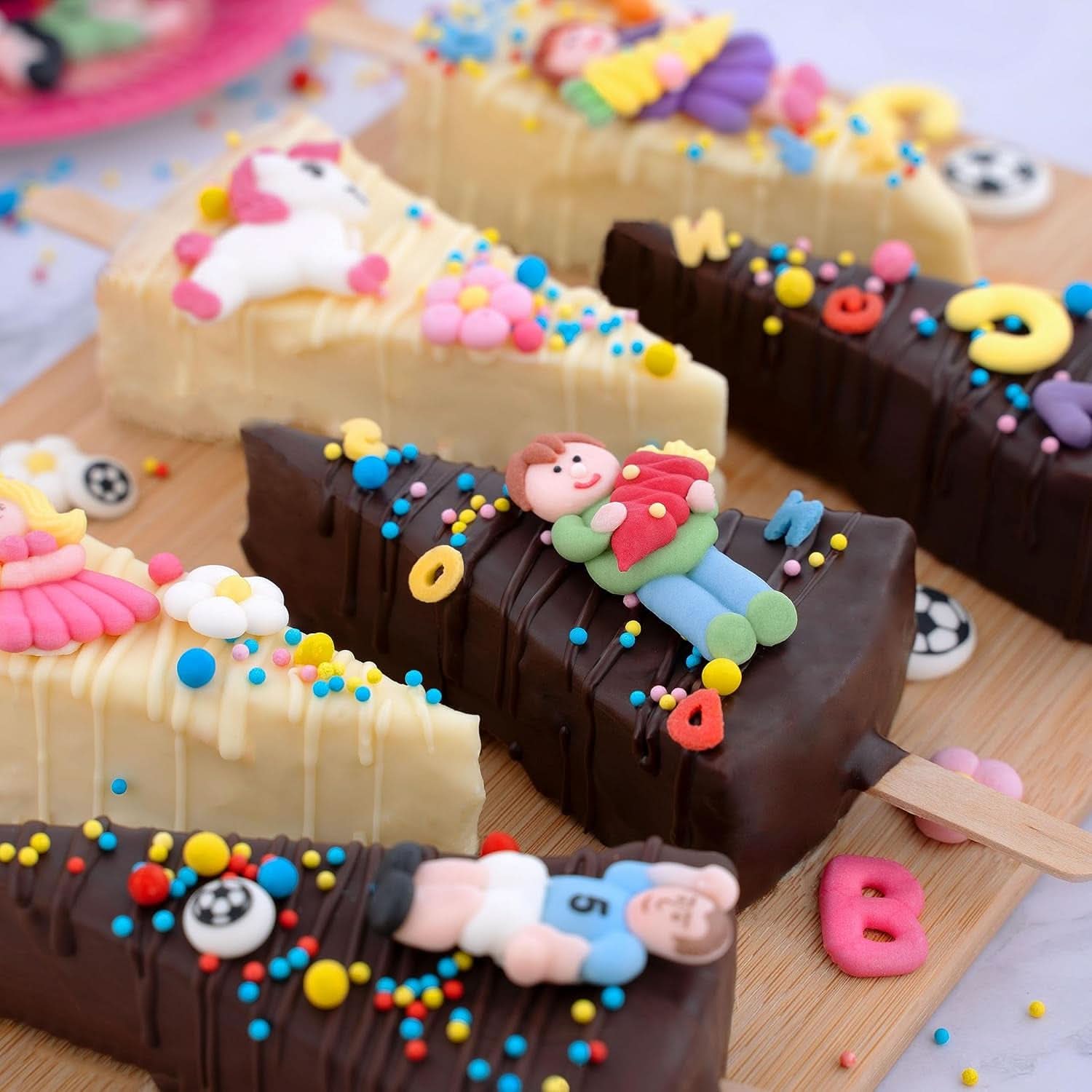 Günthart, 8 sukkerfigurer til skolestart og bogstaver, 115 gram Sprinkles Naty Shop