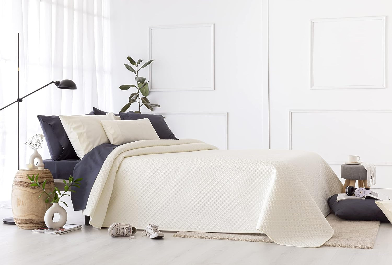 Todocama Fine Boutique sengetæppe med piquémønster, til forår, sommer, efterår og vinter, 100% super blødt mikrofiber, multifunktionelt tæppe, 140/150/160-250 X 260 cm, lysegrå Senge og tæpper Beuche den Todocama-Store Beige 180 X 260 Cm